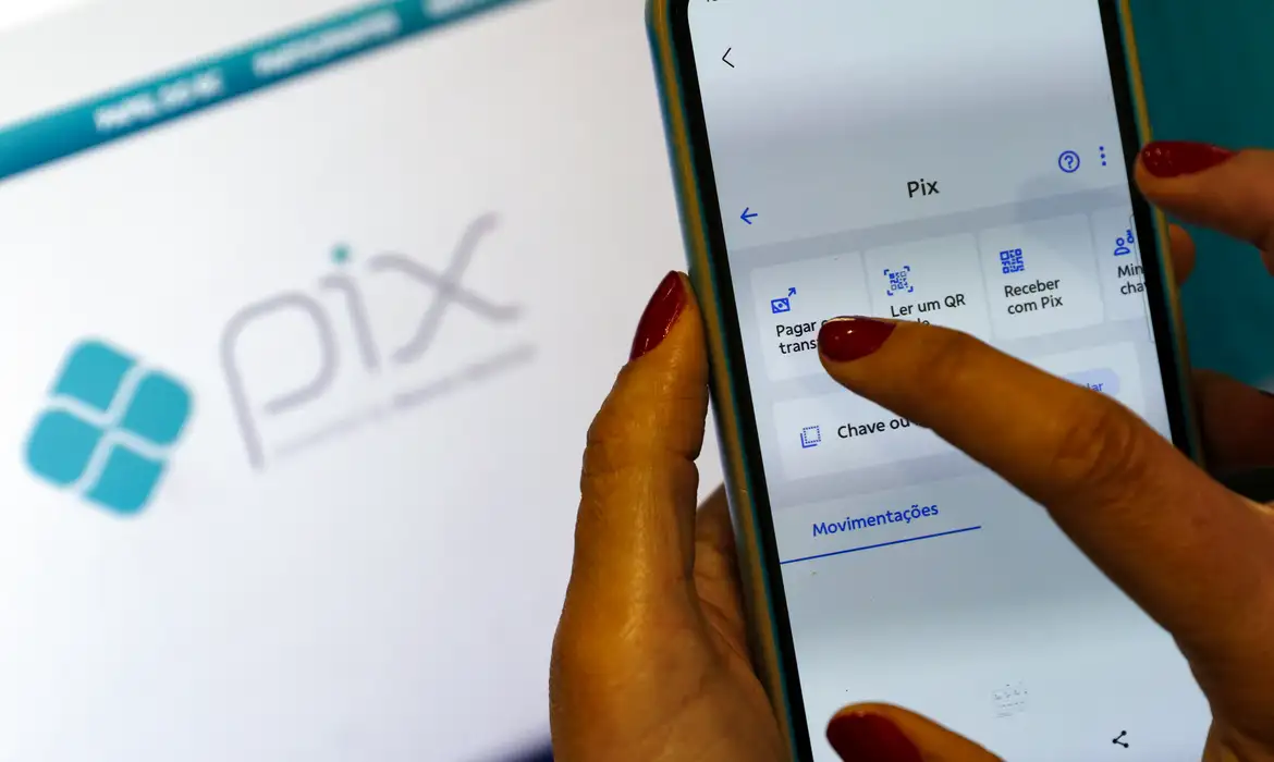 Imagem relacionada à notícia: Pix terá novas regras para fraudes, cobrança híbrida e contas-salário