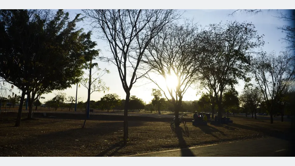 Imagem relacionada à notícia: Calor e chuva persistem em grande parte do país