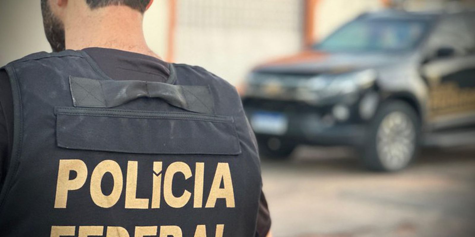 Imagem relacionada à notícia: PF investiga uso de broches com câmera para gravar votos