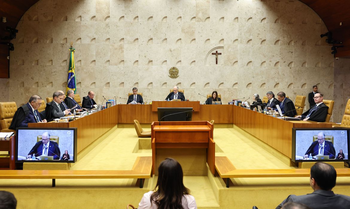 Imagem relacionada à notícia: Gilmar Mendes defende imparcialidade de ministros em julgamento no STF