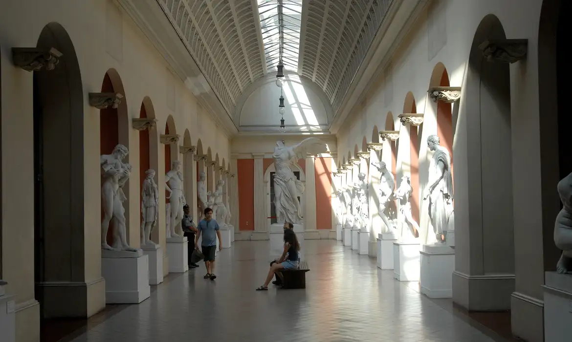 Imagem relacionada à notícia: Projeto musical retorna ao Museu Nacional de Belas Artes após 8 anos