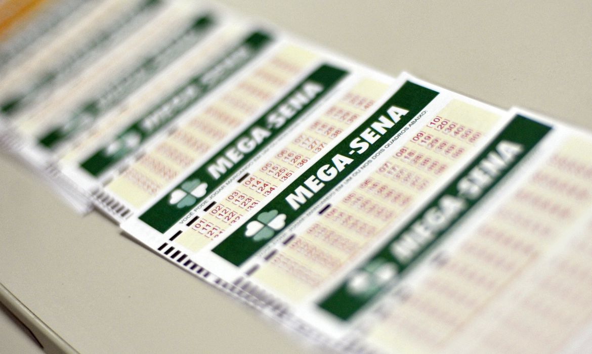 Bolão de Presidente Venceslau (SP) leva R$ 101 milhões na Mega-Sena