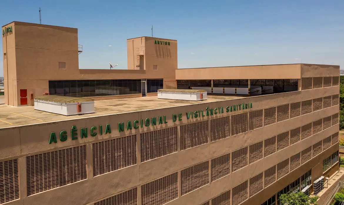 Imagem relacionada à notícia: Anvisa determina recolhimento do produto NotShake Protein