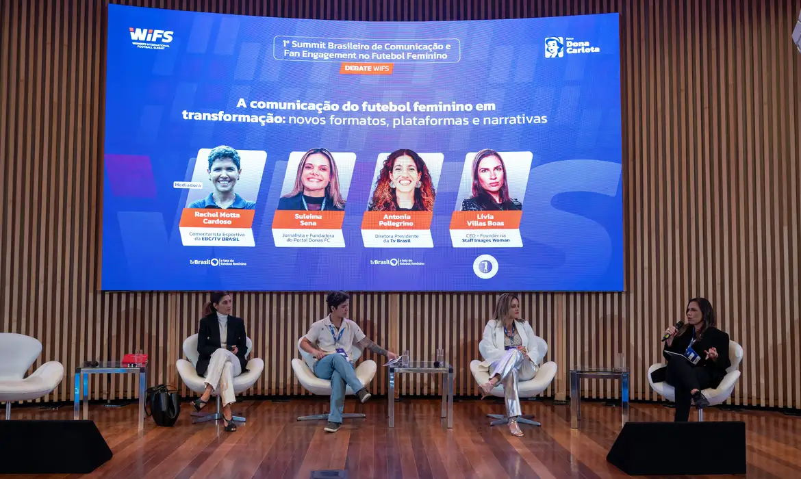 Imagem relacionada à notícia: Apoiado pela EBC, evento debate desenvolvimento do futebol feminino