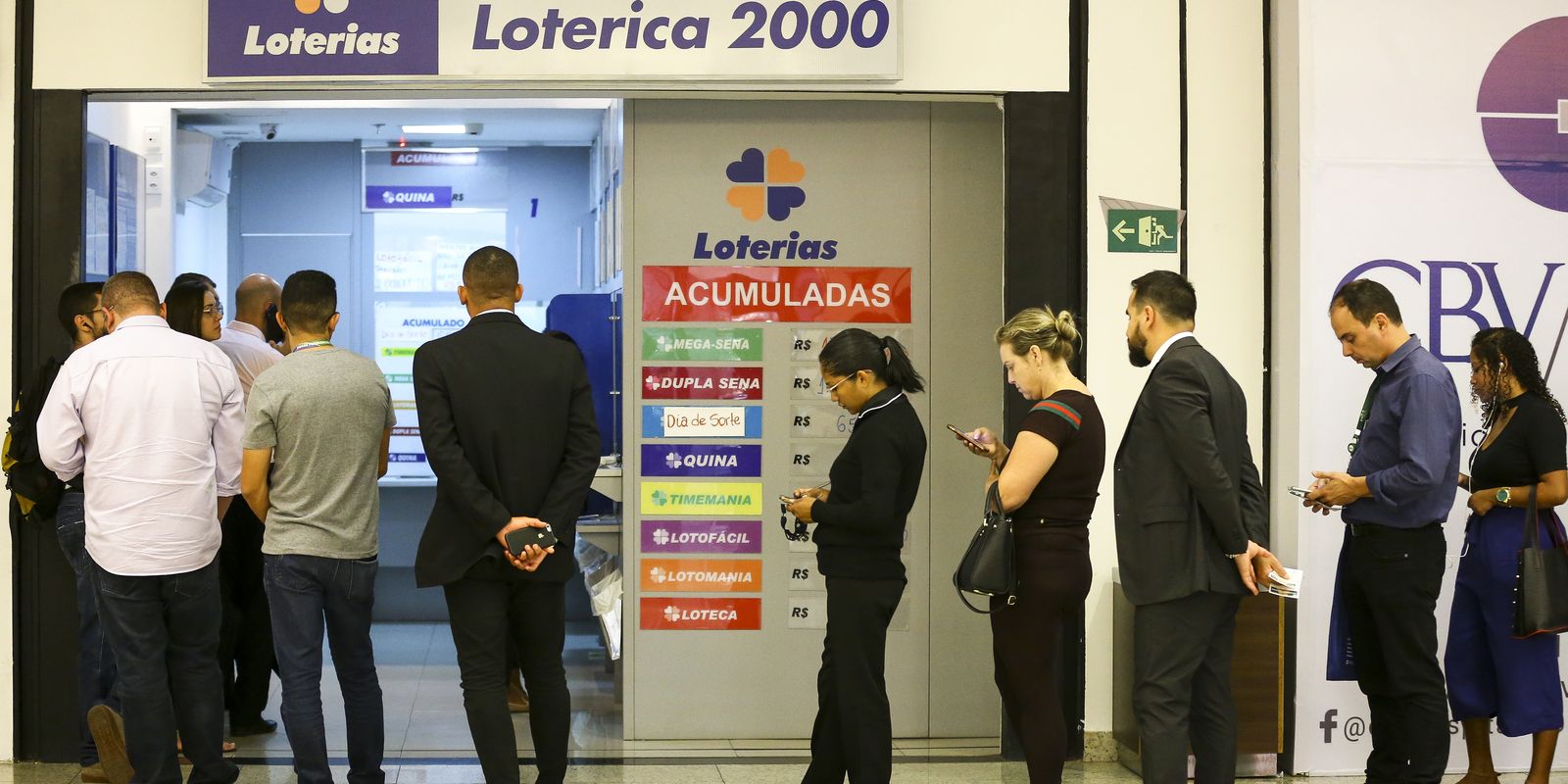 Imagem relacionada à notícia: Mega-Sena sorteia prêmio acumulado em R$ 112 milhões neste domingo
