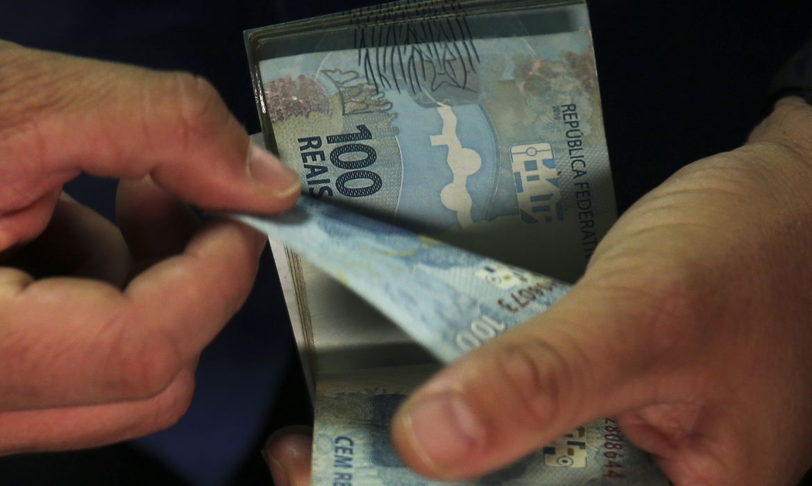 Imagem relacionada à notícia: Estados e municípios têm limite de crédito para 2026 ampliado