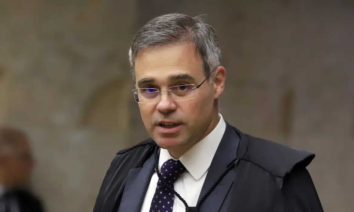 Imagem relacionada à notícia: Mendonça rejeita ação contra reajuste do Bolsa Família