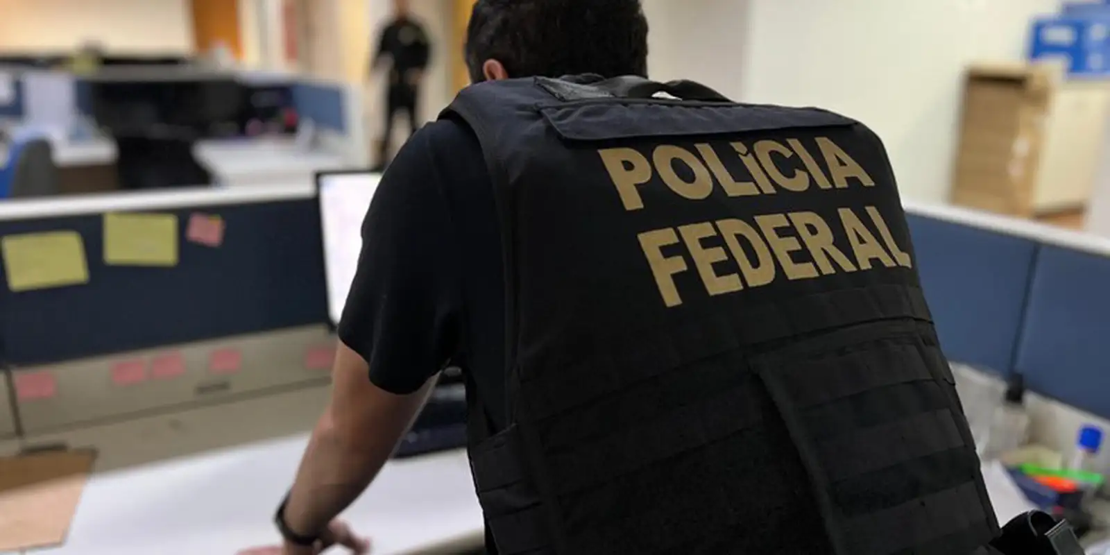 Imagem relacionada à notícia: Operação Rastilho: PF cumpre mandados em investigação eleitoral no CE