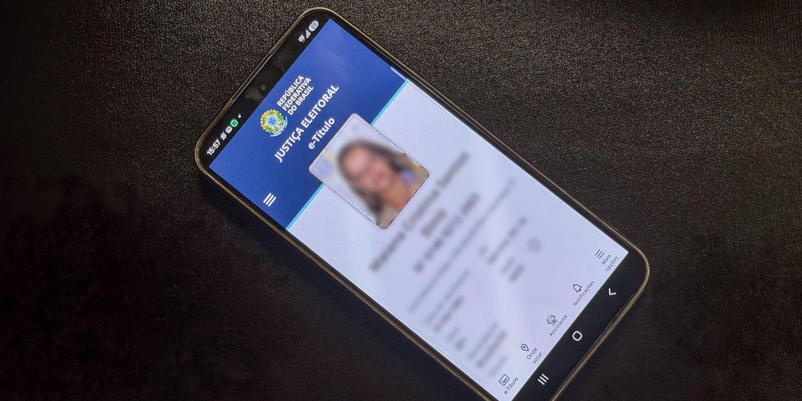 Imagem relacionada à notícia: Eleições 2026: e-Título permite justificar ausência pelo celular