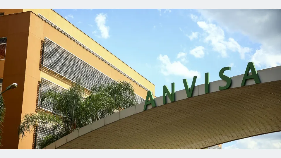 Imagem relacionada à notícia: Novo tratamento para doença do enxerto contra hospedeiro avança após aprovação de Anvisa