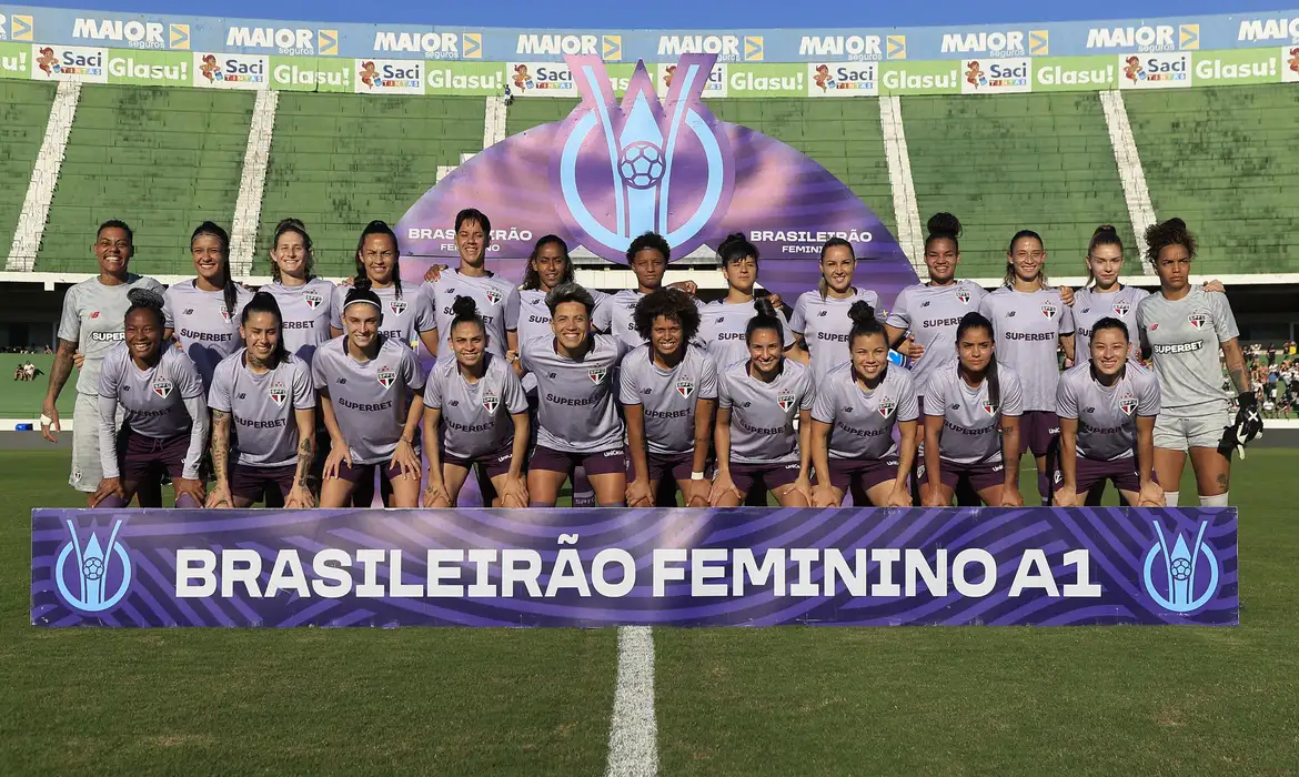 Imagem relacionada à notícia: Equipe do São Paulo é a primeira finalista do Brasileirão Feminino