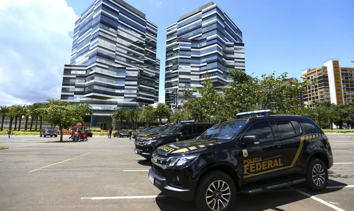 Imagem relacionada à notícia: Depoimento de Vorcaro à PF é adiado após pedido da defesa