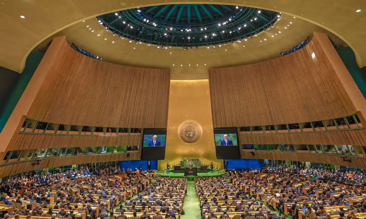 Imagem relacionada à notícia: Lula discursa nesta terça-feira na Assembleia Geral da ONU