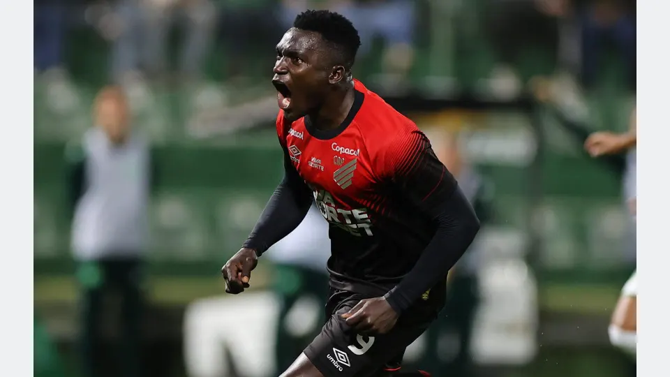 Athletico Paranaense enfrenta a Chapecoense pelo Campeonato Brasileiro de 2026.