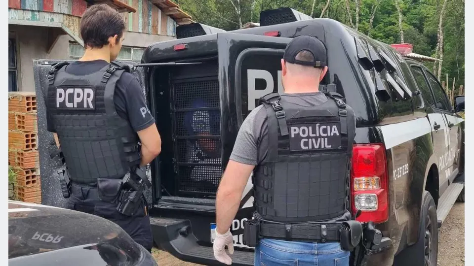 Imagem de arquivo da Polícia Civil do Paraná que acompanha notícia sobre prisão de investigado por homicídio no Caximba, em Curitiba.