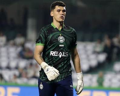 Pedro Morisco é convocado para a Seleção e encerra jejum de 15 anos do Coritiba