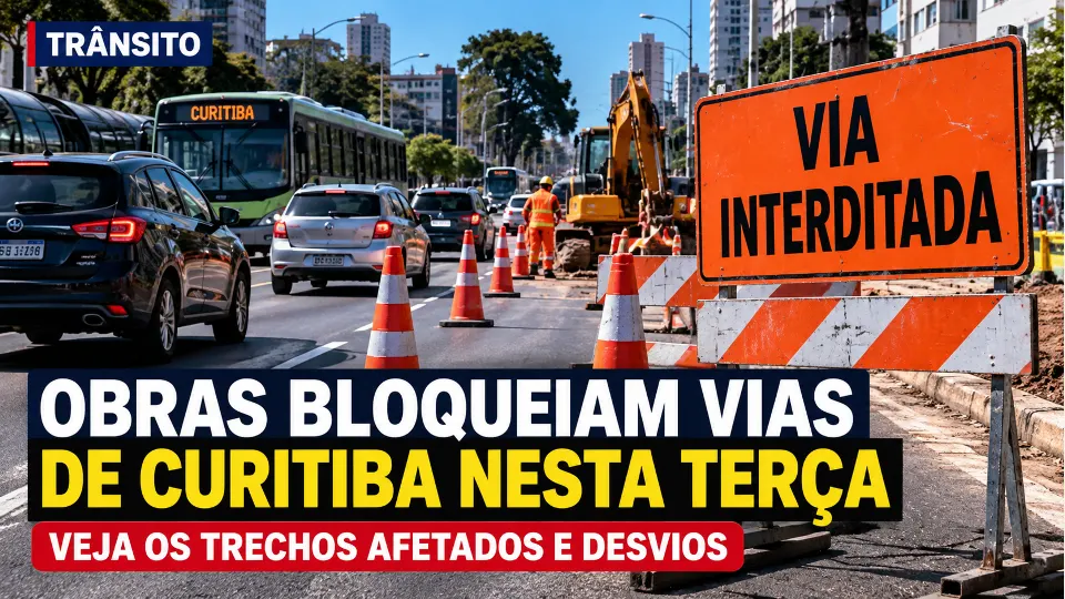 Arte ilustrativa mostra via de Curitiba com cones, obras e sinalização de interdição, representando os bloqueios de trânsito desta terça-feira.