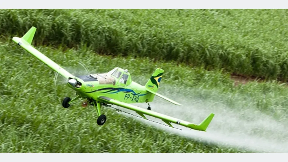 Pulverização aérea