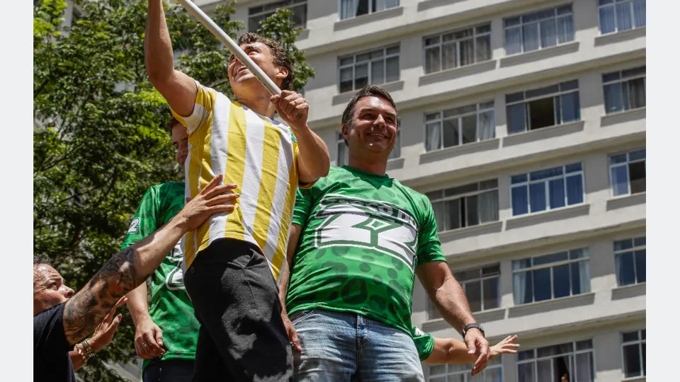 São Paulo (SP), 18/10/2026 - Ato em apoio à candidatura de Flávio Bolsonaro à Presidência da República reúne apoiadores na Avenida Paulista. Foto: Rafa Neddermeyer/Agência Brasil