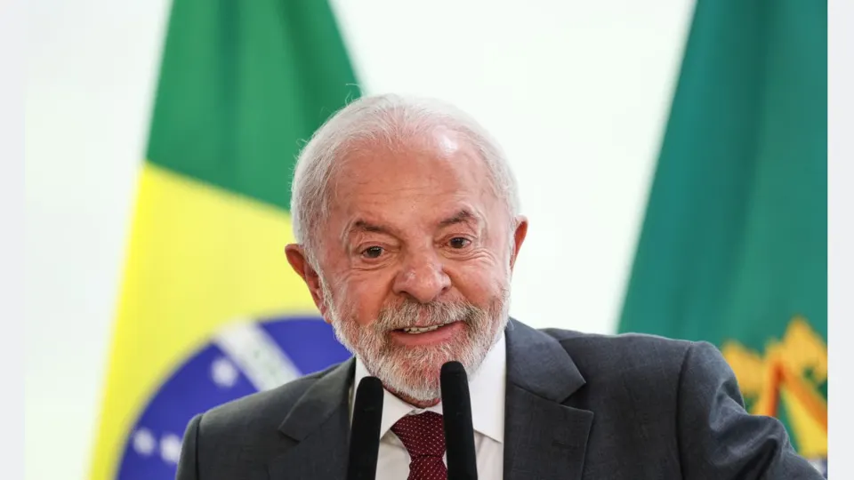 Brasília (DF), 23/12/2025 - O presidente Luiz Inácio Lula da Silva durante cerimônia de assinatura do decreto que dispõe sobre o reconhecimento, a valorização e a promoção da cultura gospel como manifestação cultural nacional. Foto: Marcelo Camargo/Agência Brasil