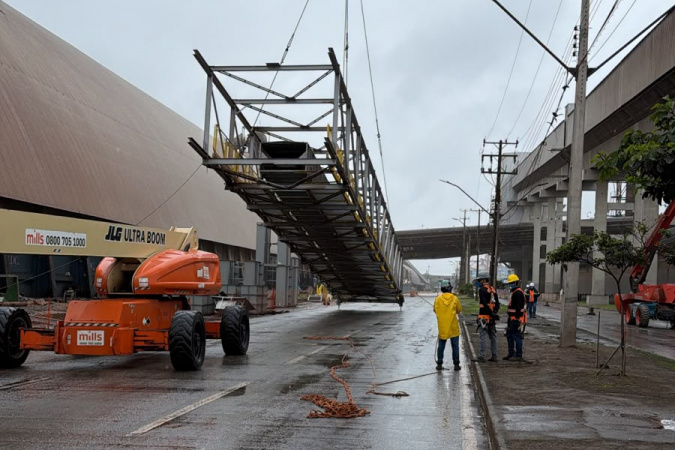 Imagem relacionada à reportagem Porto de Paranaguá realiza primeira conexão do Moegão com terminal privado