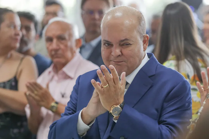 Imagem relacionada à reportagem Parlamentar apresenta notícia-crime contra Ibaneis Rocha por envio de documentos a Daniel Vorcaro