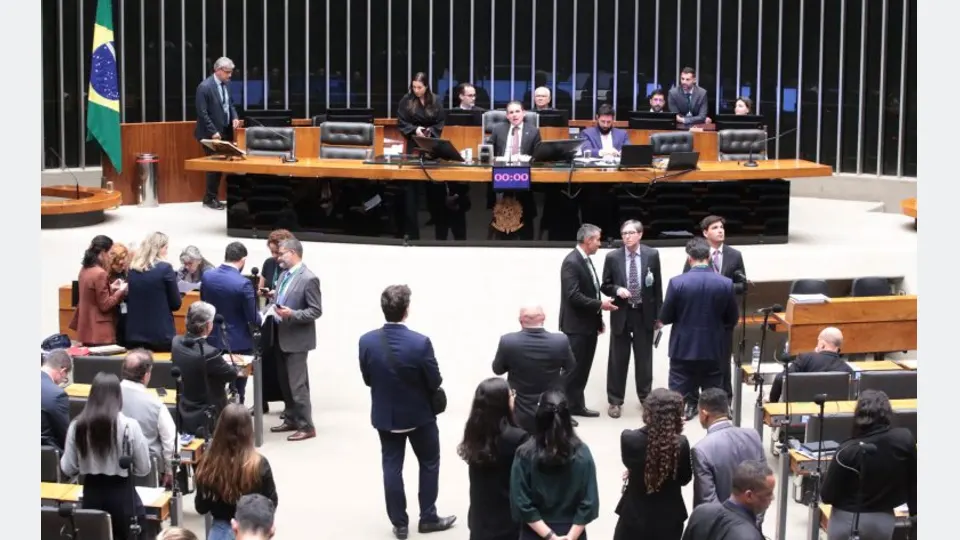 Imagem relacionada à reportagem Câmara aprova campanha de primeiros socorros contra asfixia