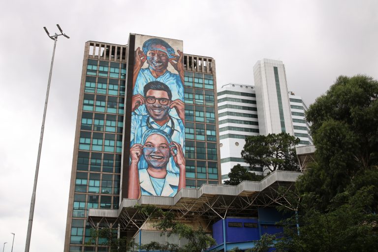Imagem relacionada à reportagem Nova lei cria regras para vigilância sanitária periódica em hospitais públicos e privados