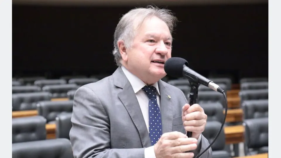 Imagem relacionada à reportagem Comissão aprova dispensa de licitação para órgão público contratar plano de saúde sem fins lucrativos