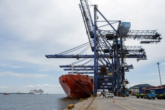 Imagem relacionada à reportagem Com alta de 5,5%, Paraná chega a US$ 18,7 bilhões exportados de janeiro a setembro