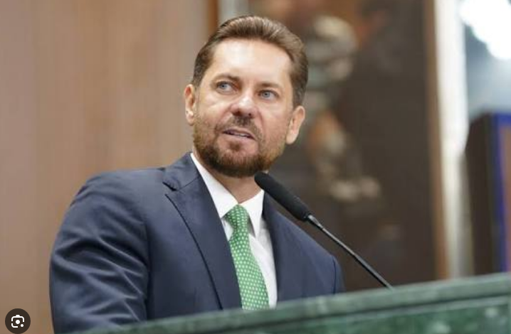 Imagem relacionada à reportagem PL e Federação União-PP lideram em Goiás, com quatro vagas cada