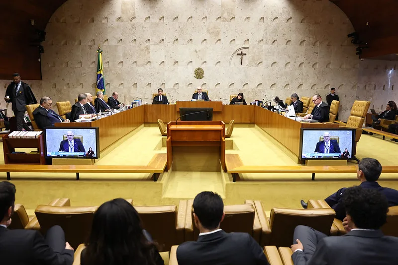 Imagem relacionada à reportagem Campanha Lula deve manter a iniciativa para vencer