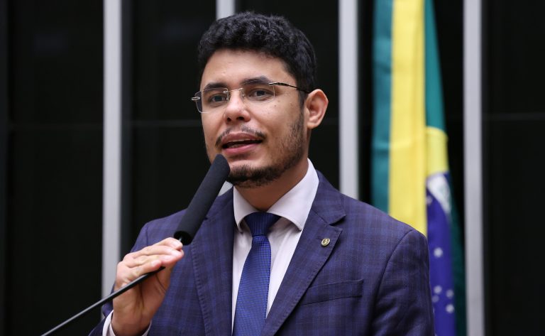 Imagem relacionada à reportagem Projeto prevê inclusão digital e produtiva para comunidades quilombolas