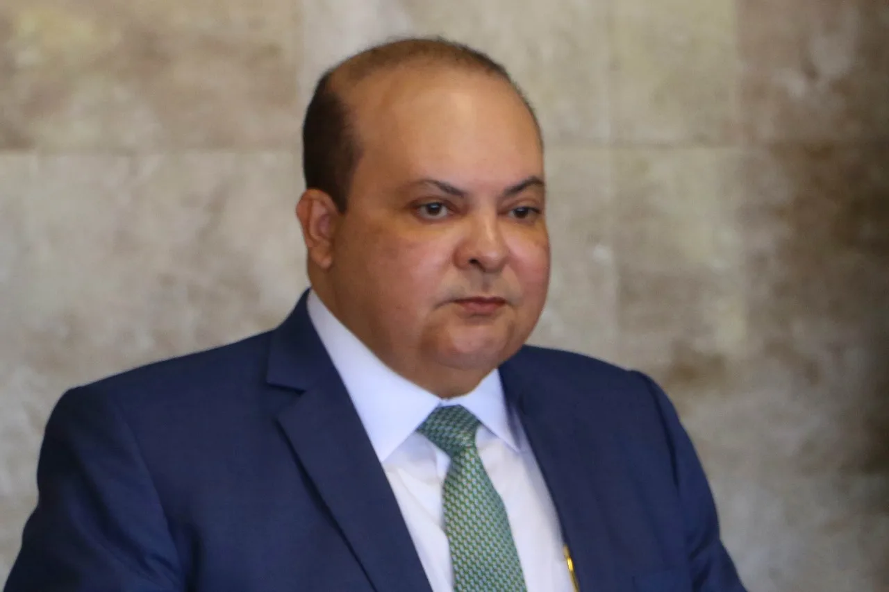 Entenda os principais pontos sobre mensagens mostram Ibaneis Rocha tratando com Daniel Vorcaro de compra do Master