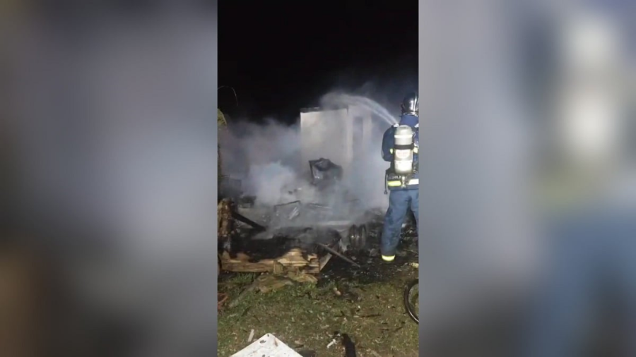  Veja abaixo:Mulher morre carbonizada em incêndio dentro de casa em Mandirituba