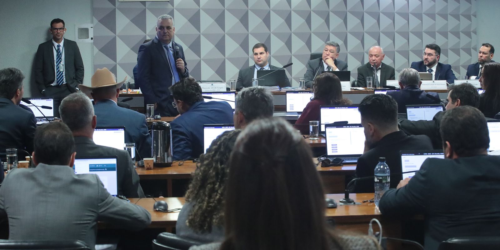 📰 CBPA nega ser entidade fantasma em depoimento à CPMI do INSS