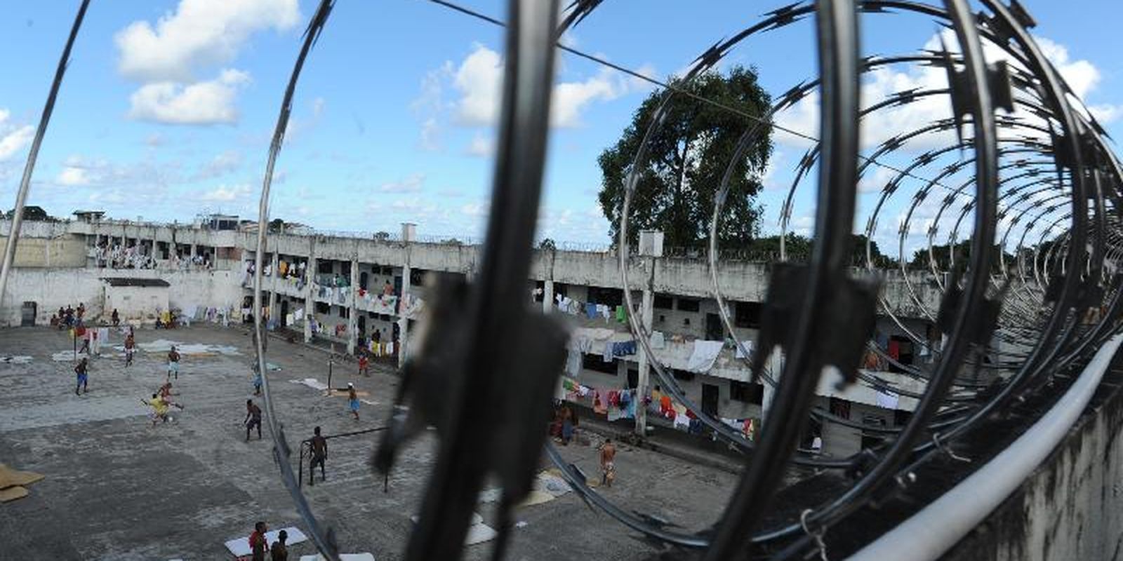 STF Declara Ilegal a Revista Íntima Vexatória nos Presídios: Impactos no Paraná