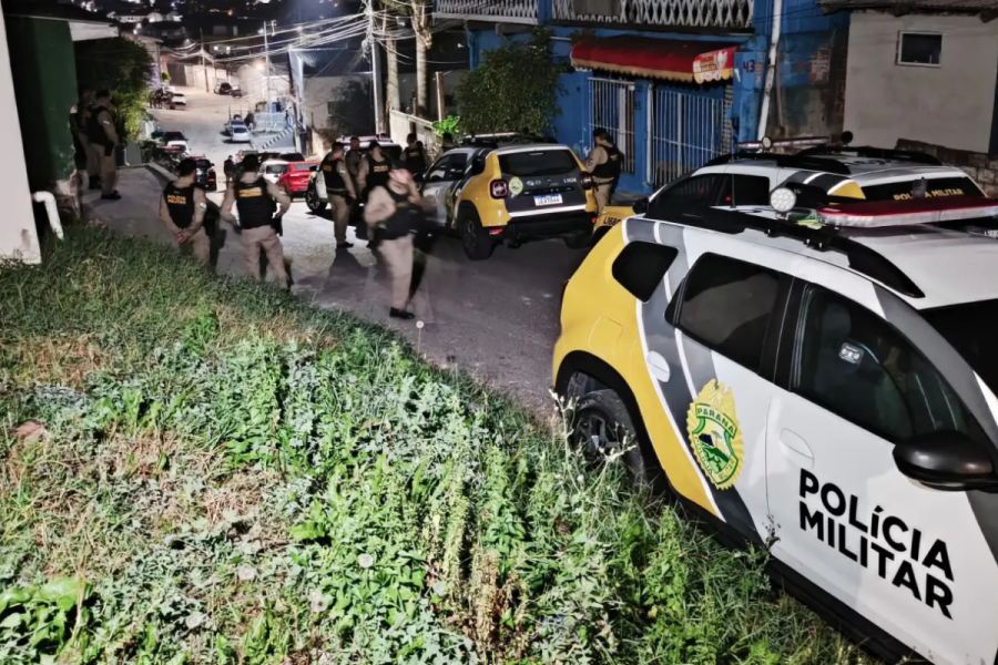 Conflito entre facções no Parolin termina com três mortos e ataque a policiais