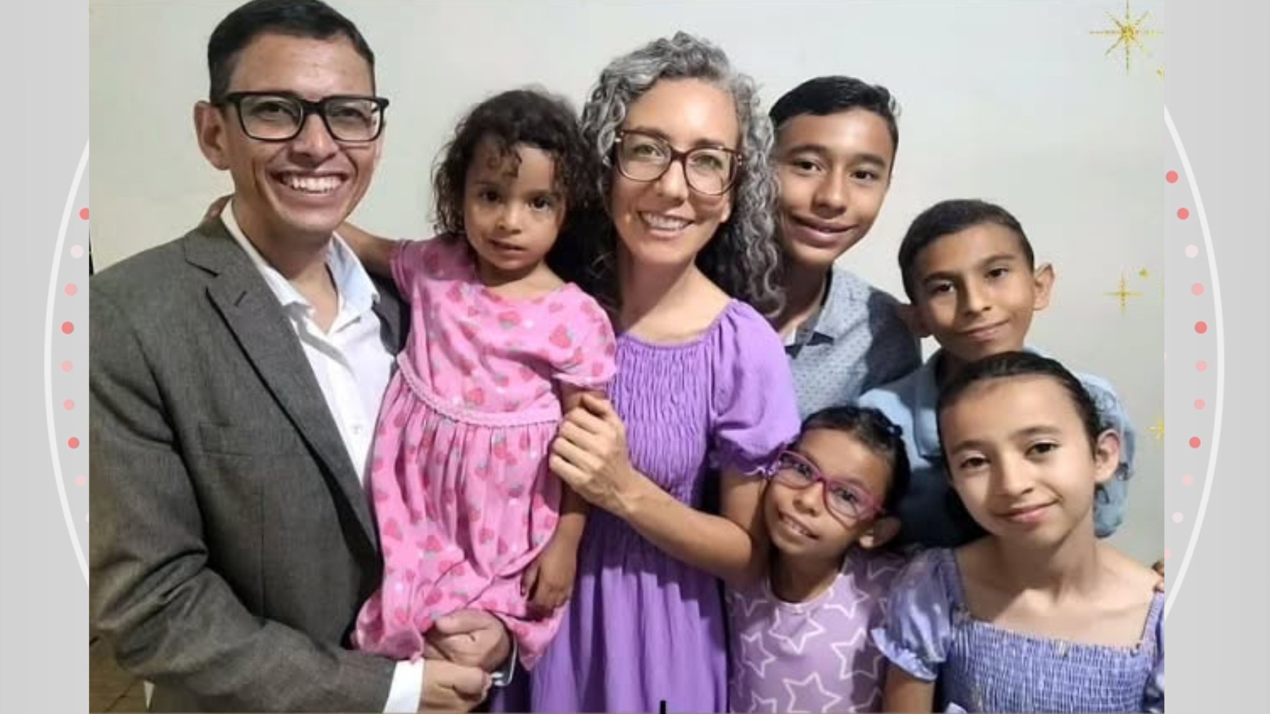 Casal do Paraná descobre autismo em si após adotar cinco irmãos