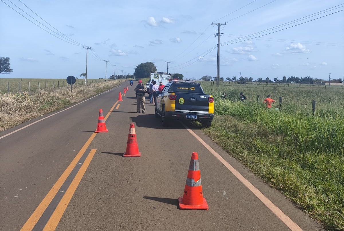 Tragédia na PR-561: motociclista morre ao atingir cavalo solto na pista