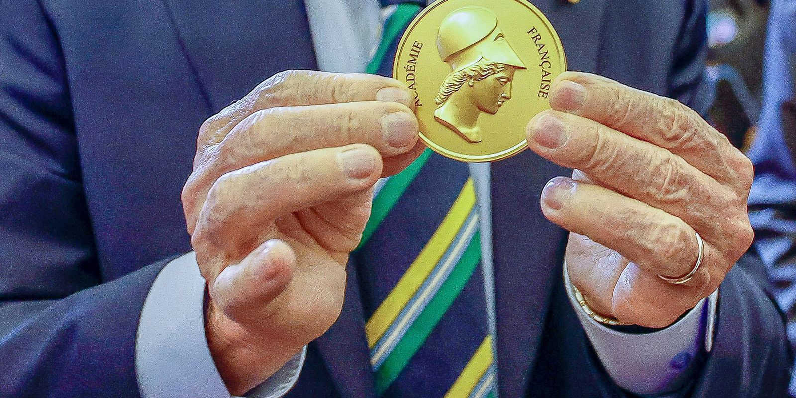  Lula recebe homenagem da Academia Francesa como 20º chefe de Estado