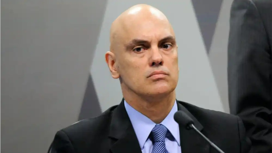 🔴 Carla Zambelli tem prisão definitiva decretada por Moraes e extradição autorizada para a Itália