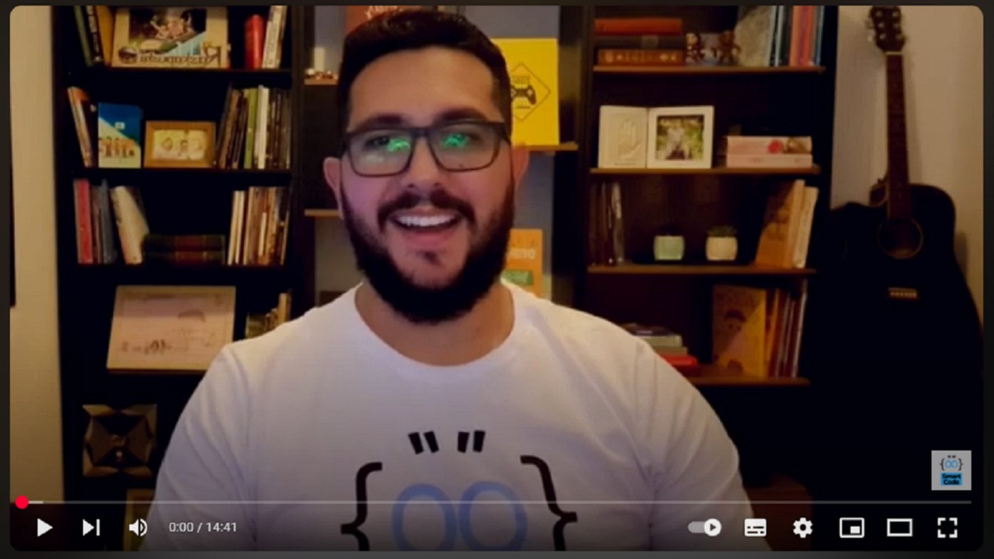 Projeto “Informática para Todos” leva lógica de programação gratuita à população