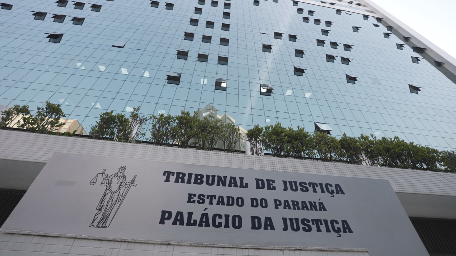 Candidatos relatam irregularidades em prova para concurso do Tribunal de Justiça do Paraná