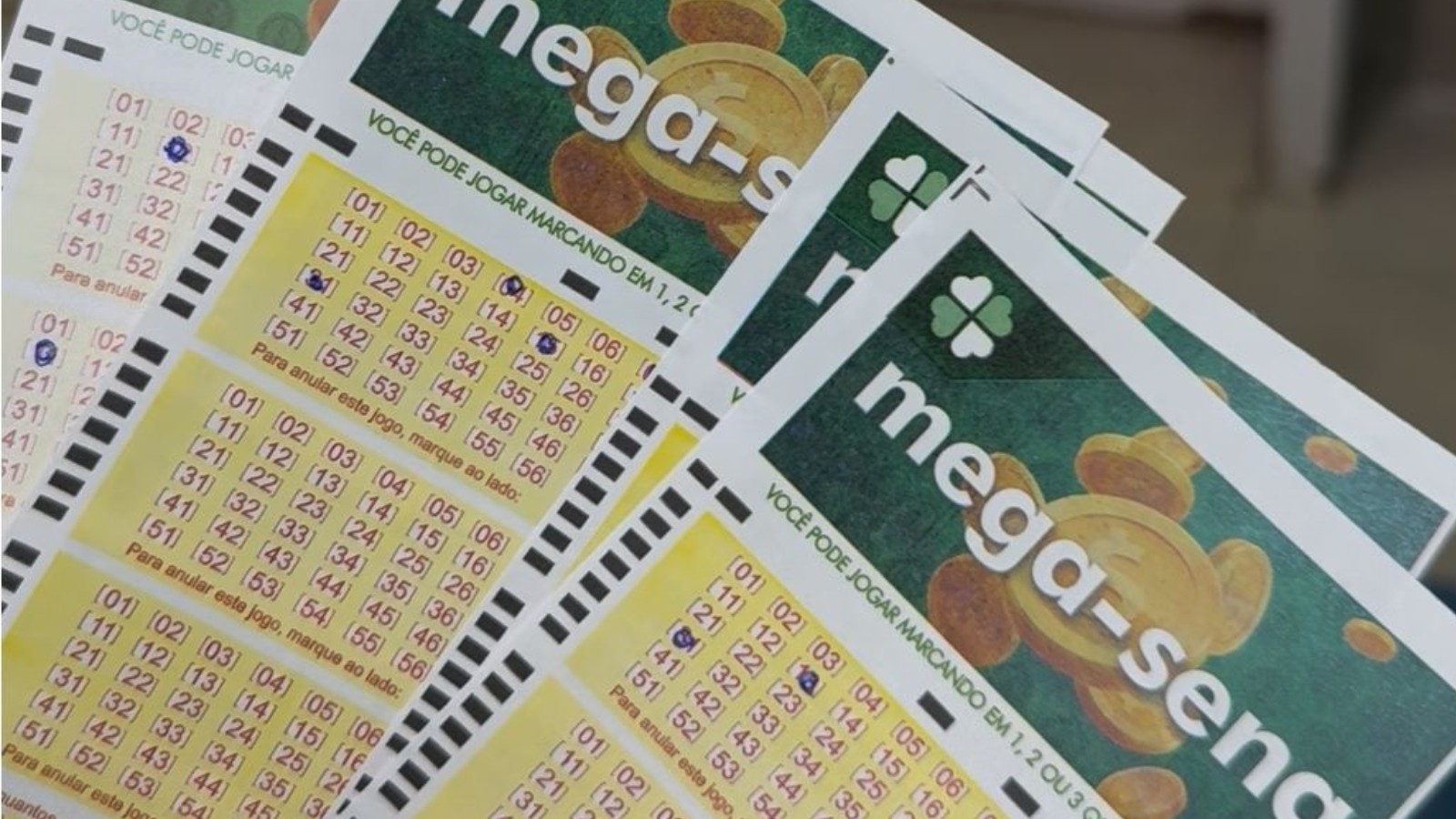 Mega-Sena: três apostas do Paraná acertam cinco números e levam prêmios de R$ 22 mil
